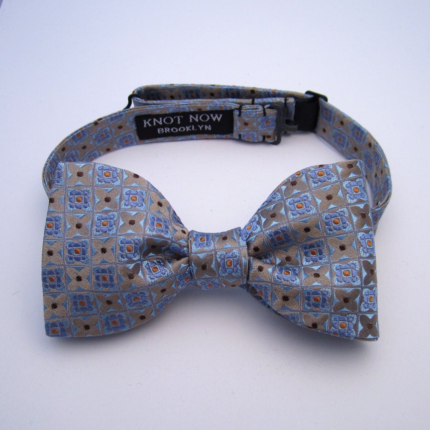Men's Bowtie - Checkered Woven Silk