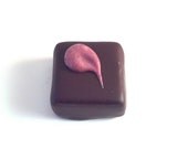 Vegan Sea Salt Caramels Raspberry