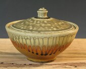 Small Stoneware Pottery Orange and Yellow Half Quart Ceramic Casserole (YCP258)