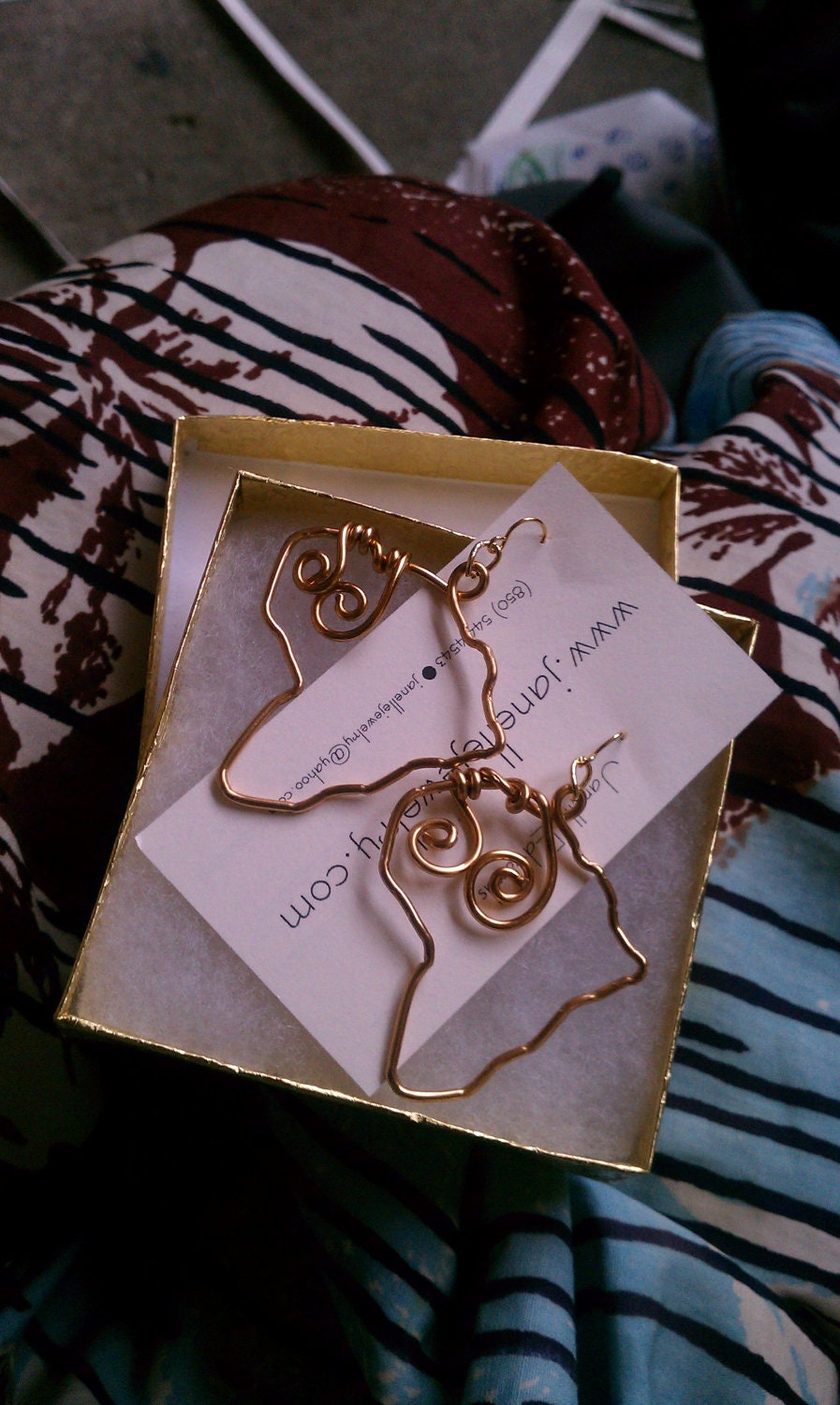 Mini Africa Earring