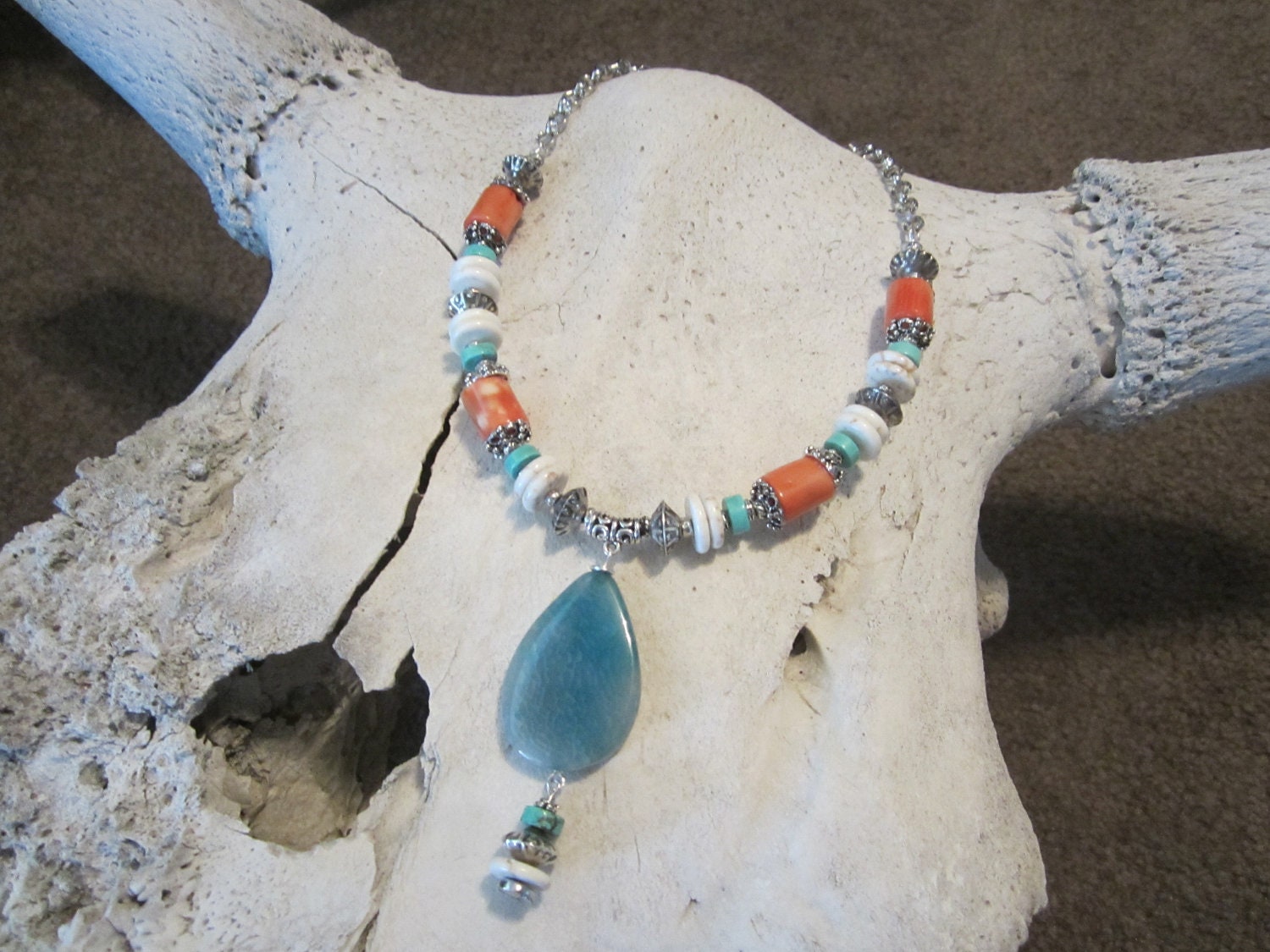 Native American Jewelry/Boho Jewelry/Agate Stone Necklace/Coral Stone Necklace/Artisan Necklace