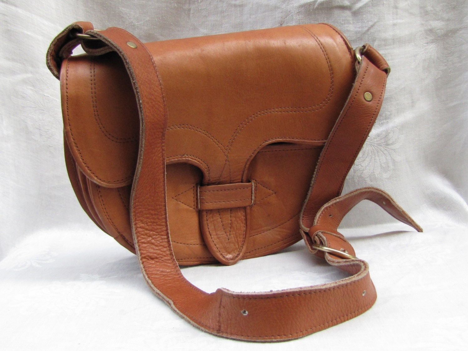 leather saddle bag