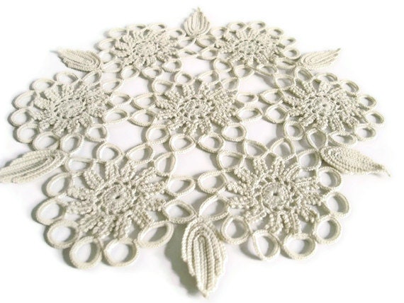 Vintage Round Crochet flower doily Kitchen Shabby chic Romantic Garden Table decoration
