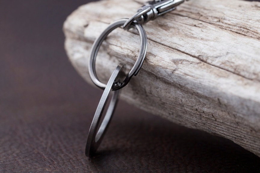 Personalized Dad Keychain - Fathers Day Keychain - HUSBAND. FATHER. HERO - Gps Key Chain