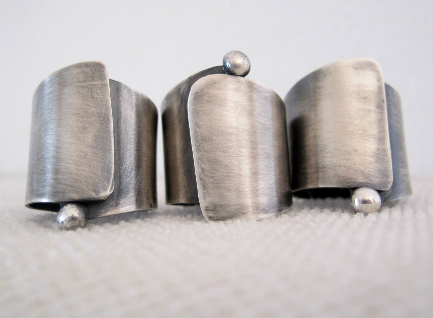 Wide band ring swirl, made to order, Modern , contemporary, simple