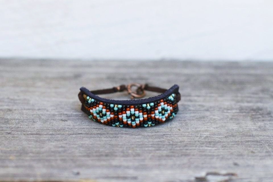 FREE SHIPPING, Native American inspired handmade beaded leather bracelet,tribal,southwestern,boho,hippie style,turquoise
