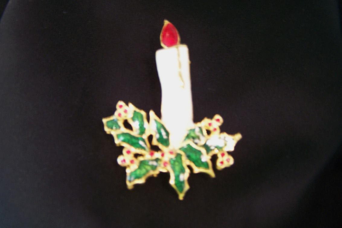 Enameled Candle Holiday Brooch P759