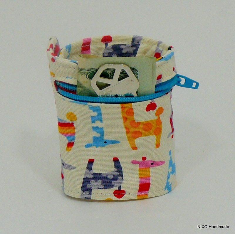 Happy Giraffes wrist wallet by NIXO Handmade