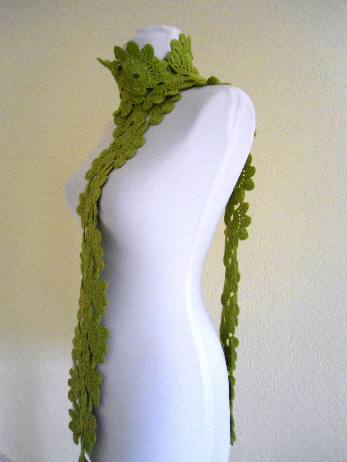 Apple green, Lace Neckwarmer,scarf, fashion,gift, valentine, valentines day, winter trends, fashion, 2012