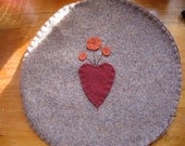 Heart and flowers trivet