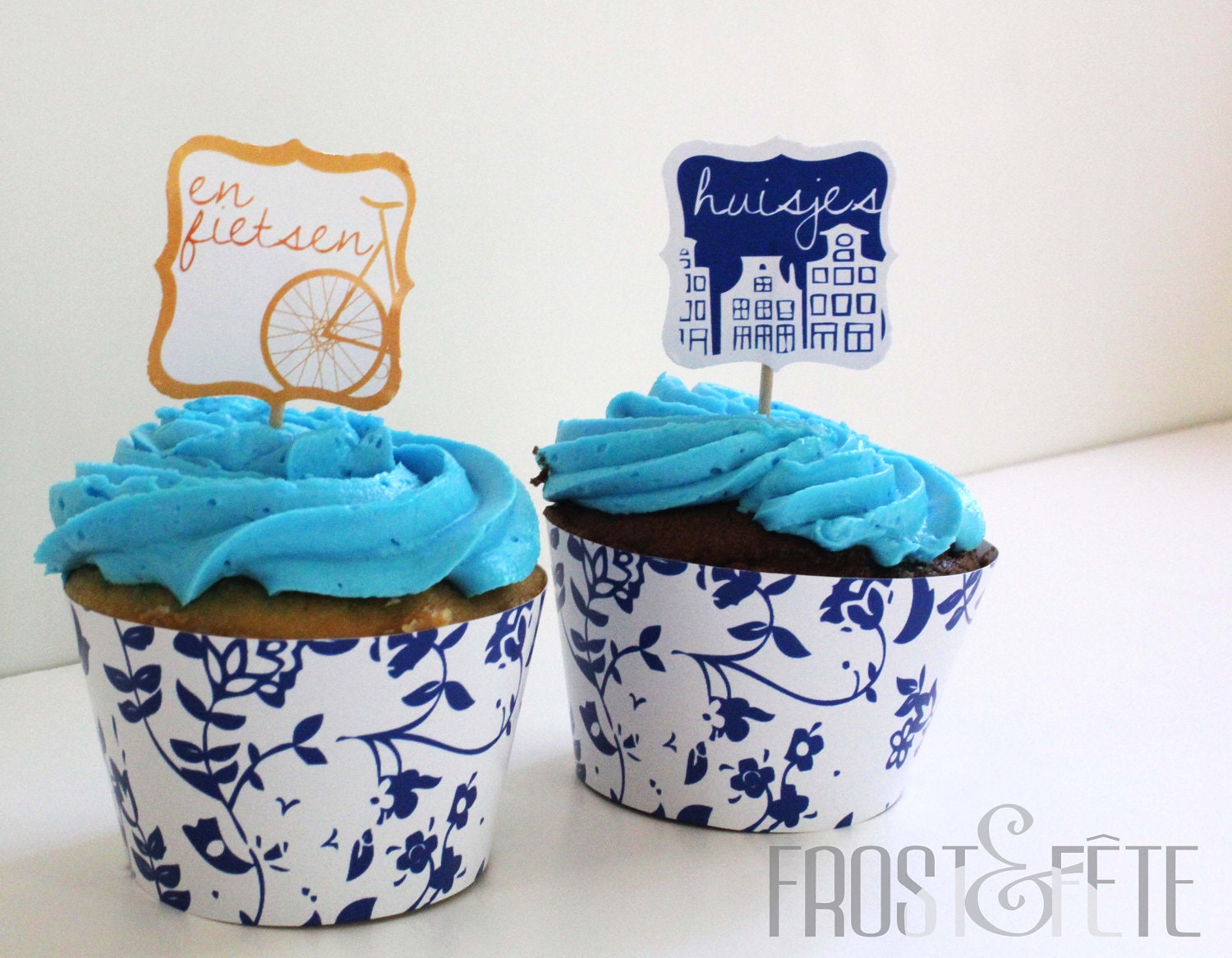 Dutch dreams cupcake toppers and wrappers, set of 12