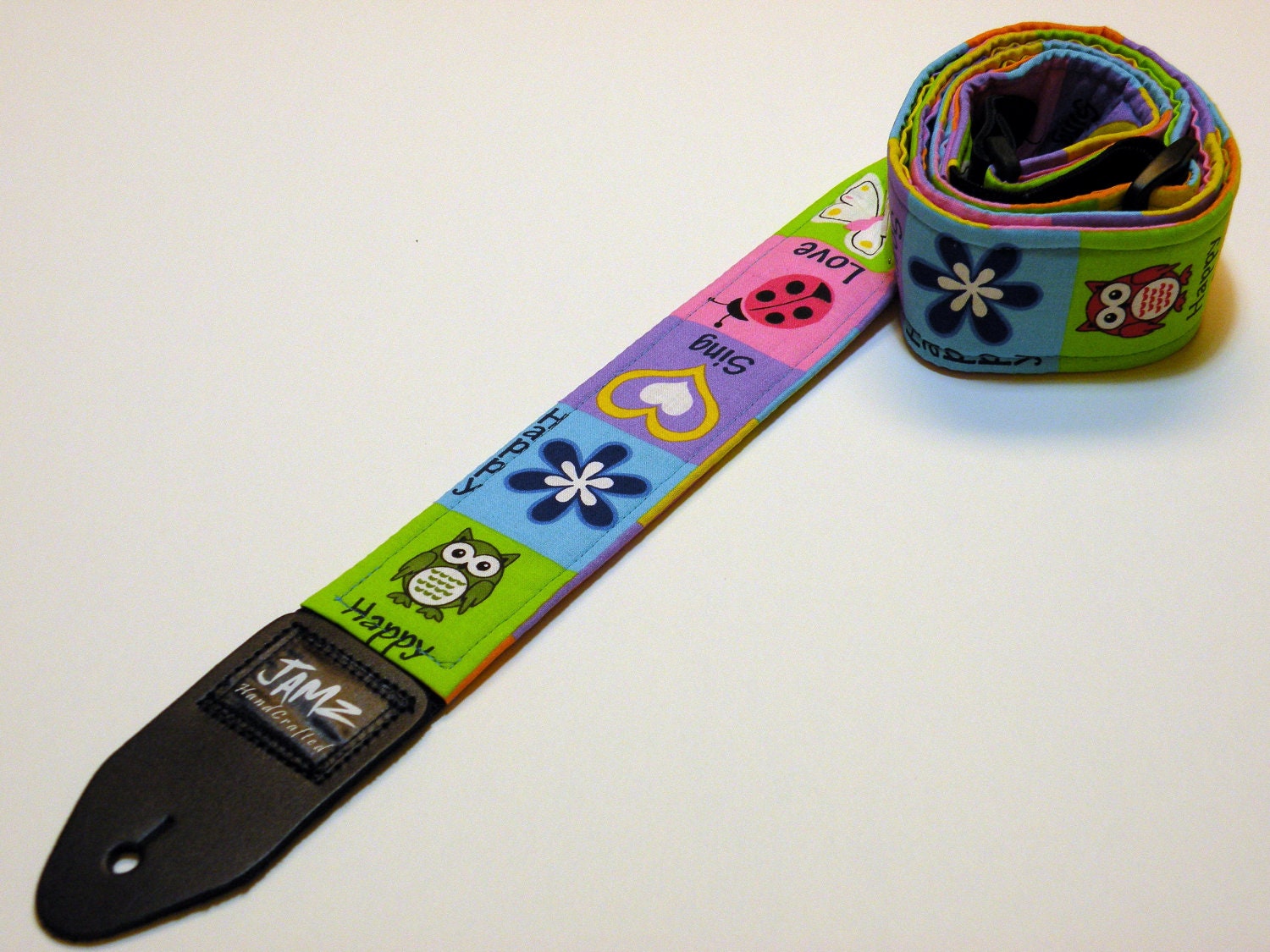 HAPPY HOOTERZ - Handmade - Ladybugs - Butterflies - Love - Sing - Soar - Happy
