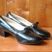 vintage 1930s shoes / 30s black patent leather court shoes / size 6