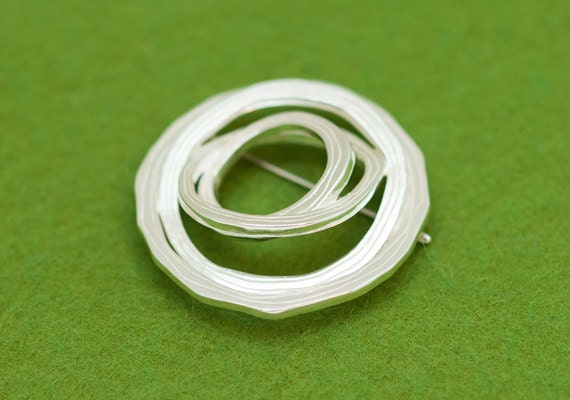 Onion brooch & pendant head - Silver vegetable slice design - Japanese modern design