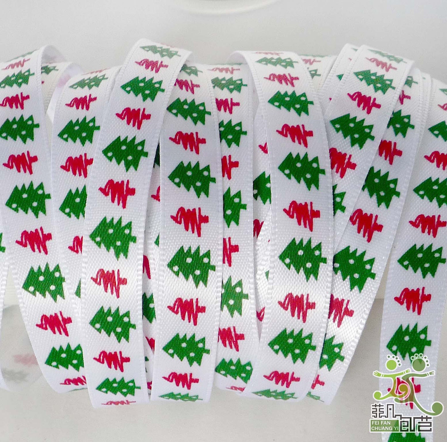 3/8" 9mm white green red christmas Trees satin RIBBON 5 yards hairbow scarpbook embellishment