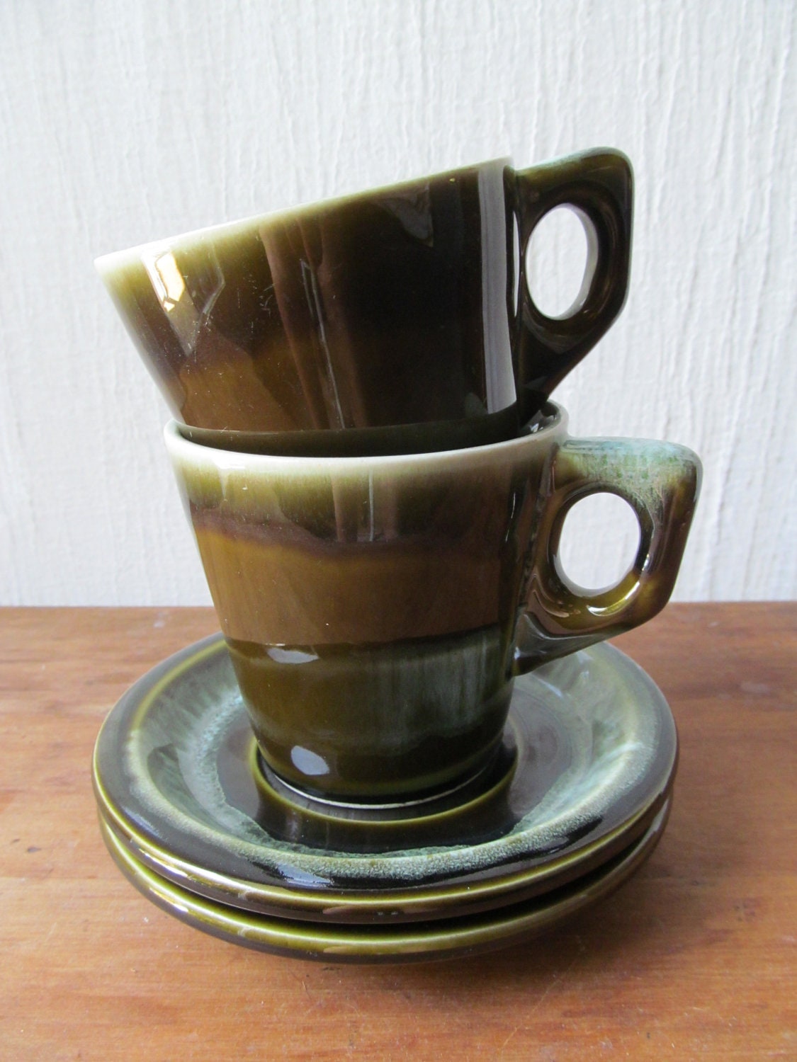Vintage 1960s Green Drip Pattern Pfaltzgraff Cups and Saucers - Set of 2