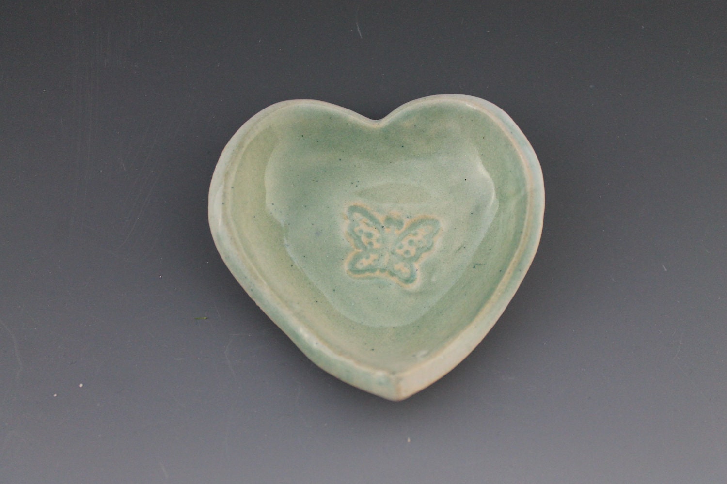 Heart Dishes - wedding favor - spoon rest - teabag rest - jewelry holder