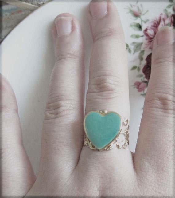 Mint Ring Mint Gold Ring Mint Heart Ring Gold Filigree Ring Gold Lace Vintage Style Ring Turquoise Seafoam Aqua Gold Ring - XOXO Minty Green
