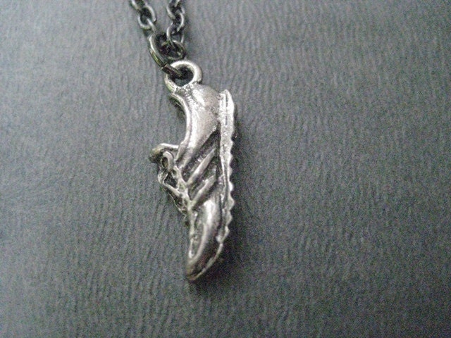Run Runner Run Necklace - Pewter JUST RUN - Running Necklace on 18 inch gunmetal chain - Running Jewelry - Cross Country Necklace - Run Team