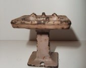 Kilgore Cast Iron Dollhouse miniature Pedastal Bathroom SINK circa 1920s