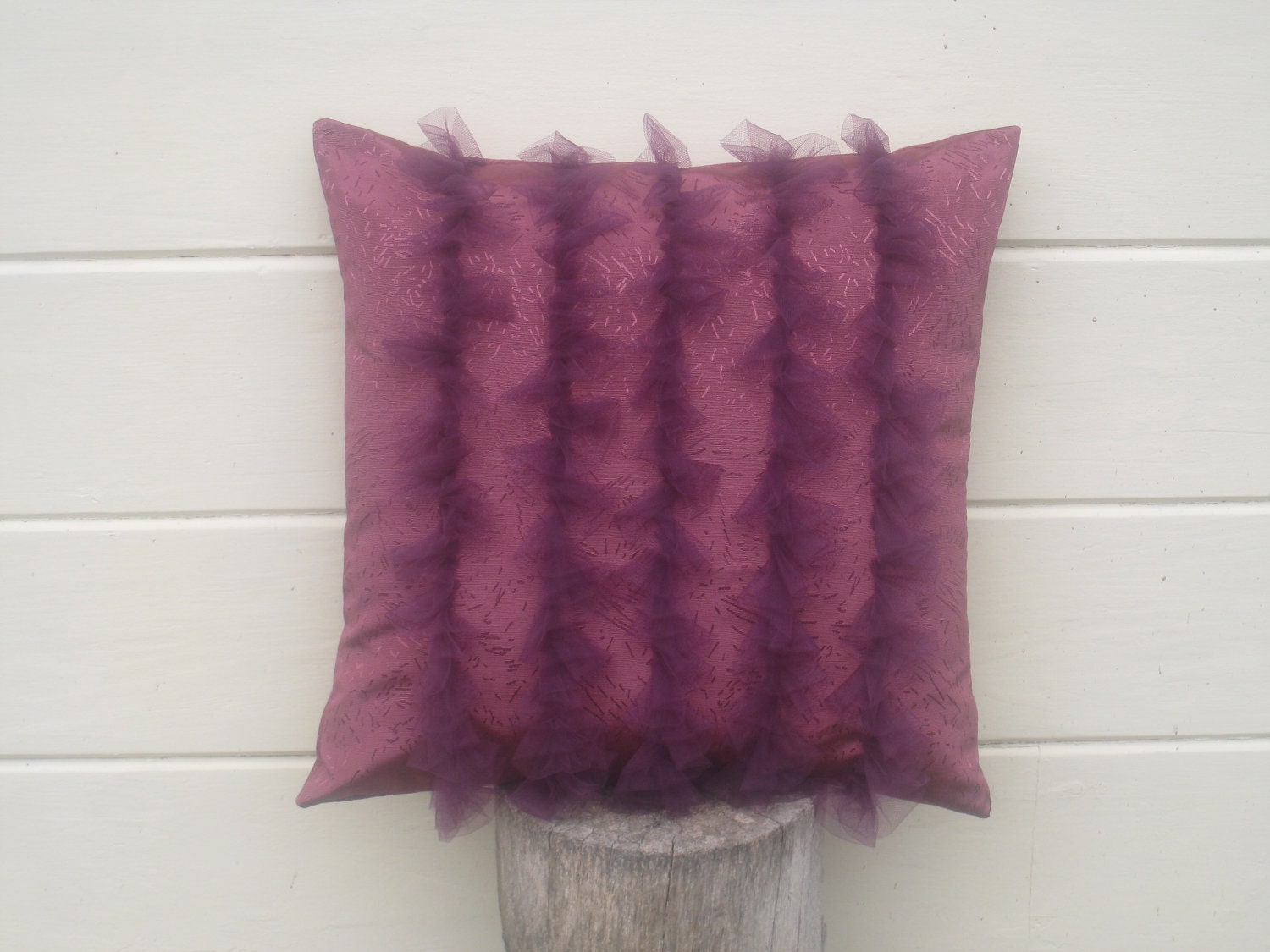 Greyish Purple Ruffles Throw Pillow Cover 18"x18", Greyish Purple Tulle Ruffles, Flap Zipper in Back