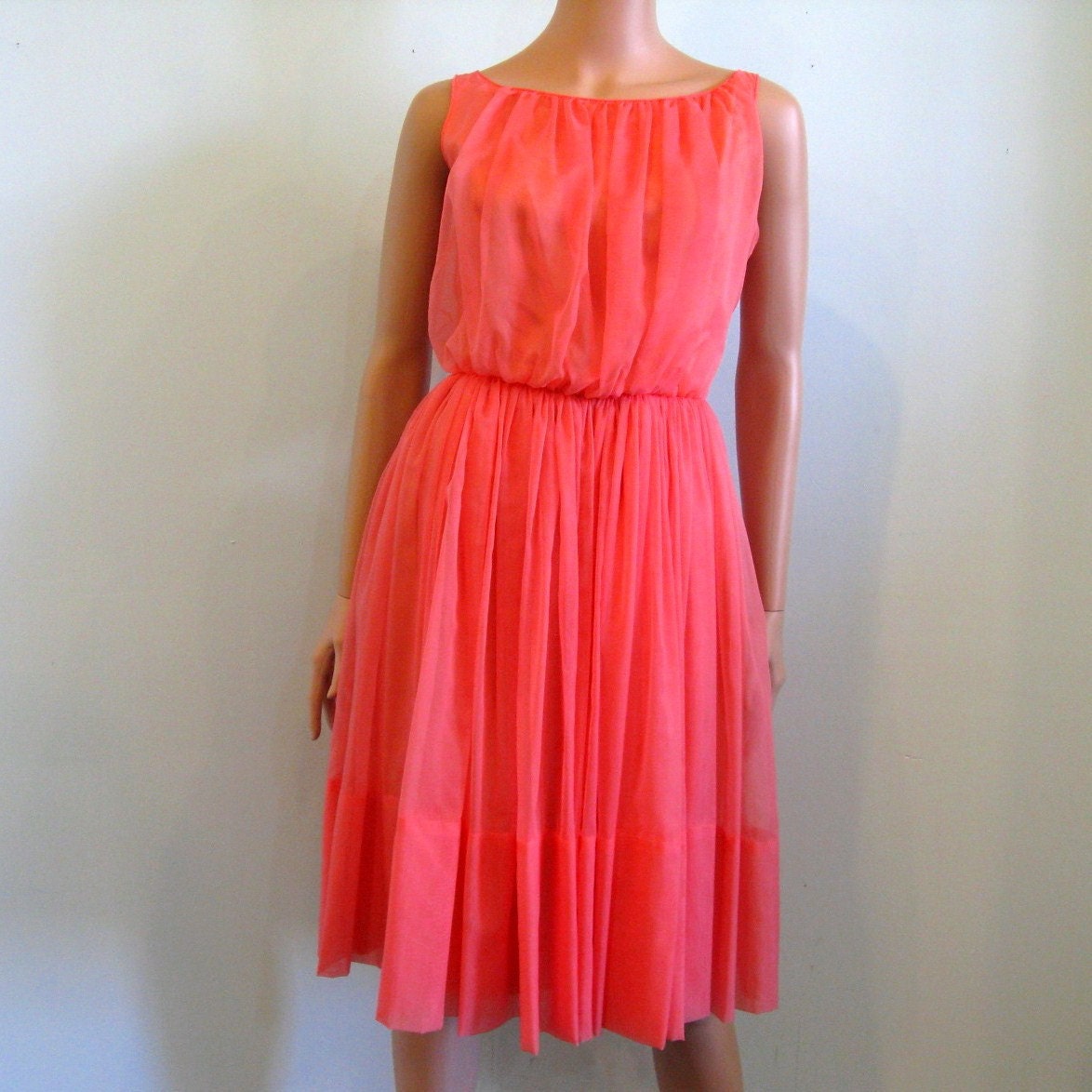 1960s Dress // Early 60s Party Dress // CORAL SANDS // S/4