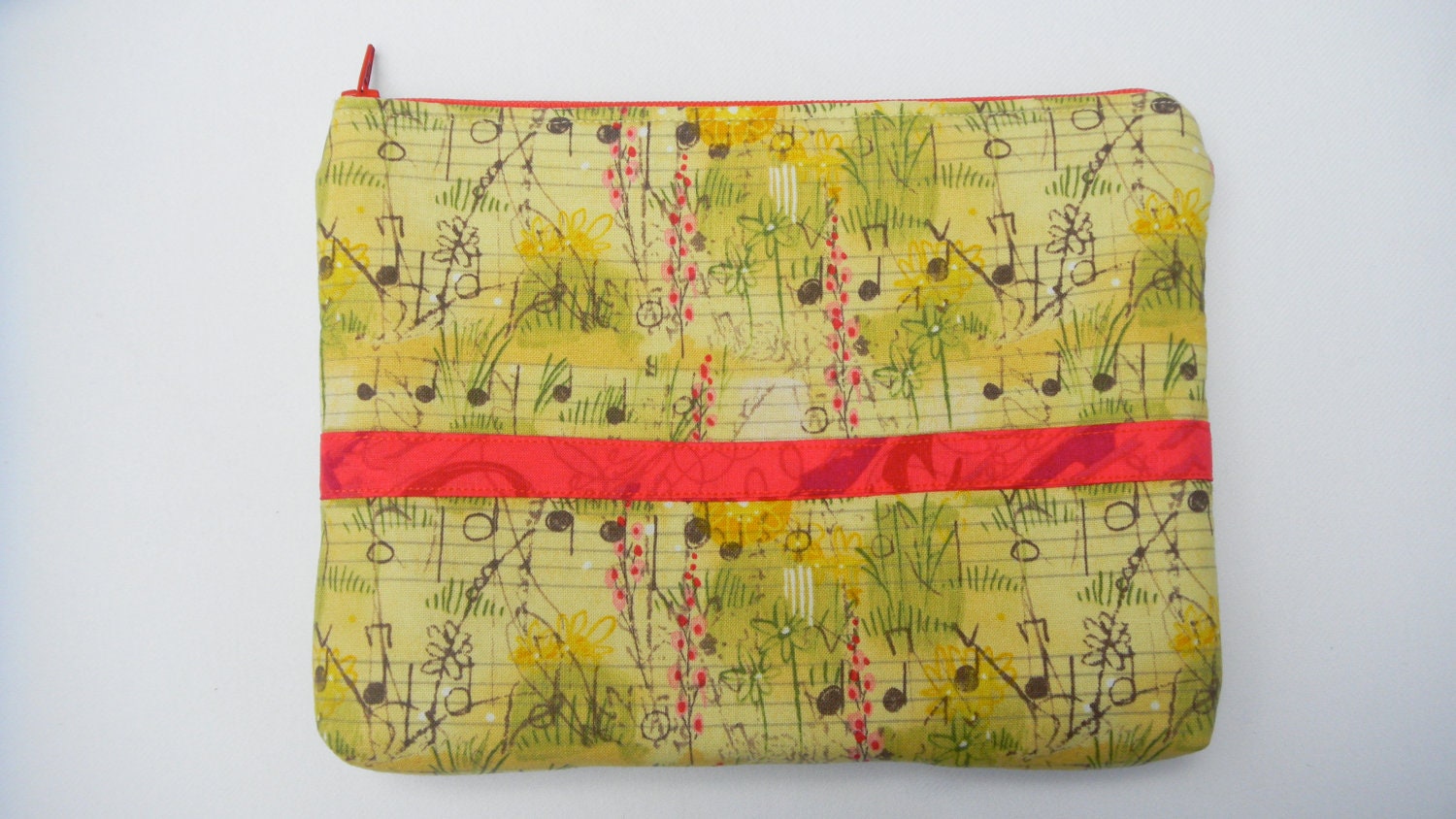 Soft yellow zippered music bag