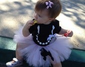 Newborn tutu Skirt Pink Poodle Tutu Skirt Sewn Baby Photo Prop by American Blossoms