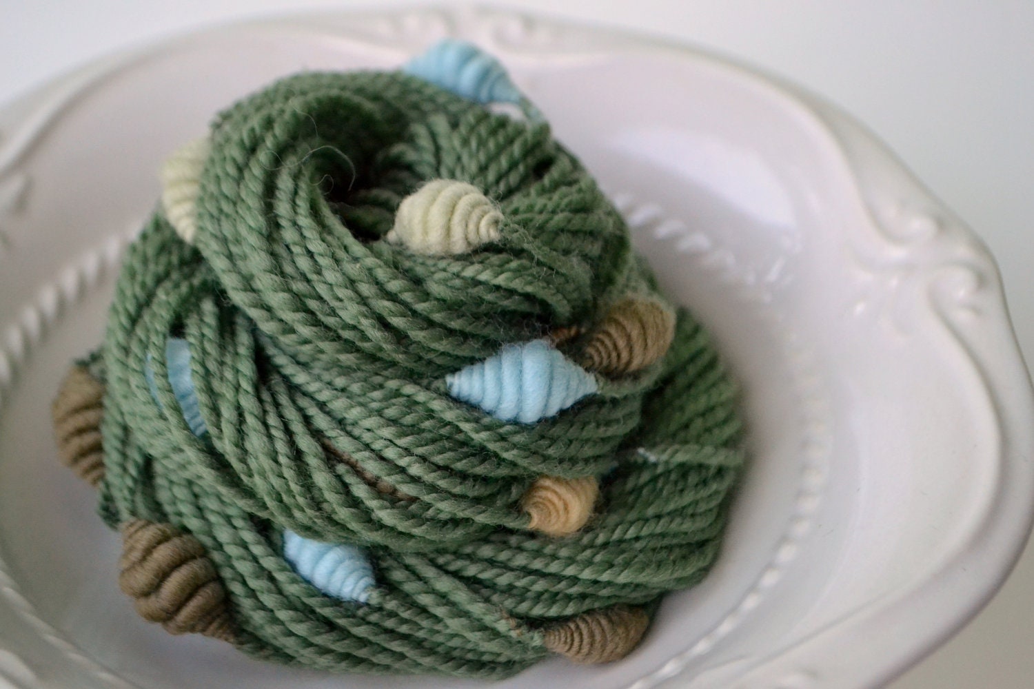 Amazonia beehive handspun art yarn - 50 Yards