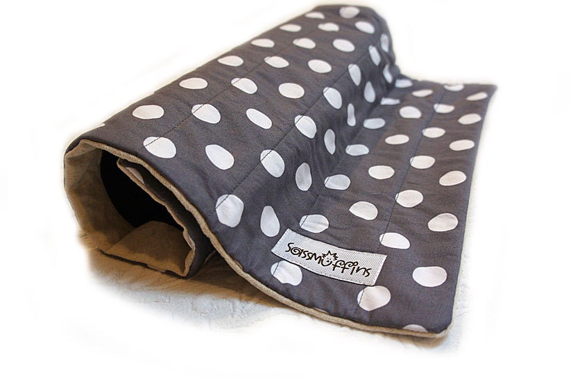 Crate Mat  Polka Dot CUSTOM X-Small 13 by 19 Mat Slip-proof Waterproof Base Gift Ready Dog Cat Couture Travel Washable
