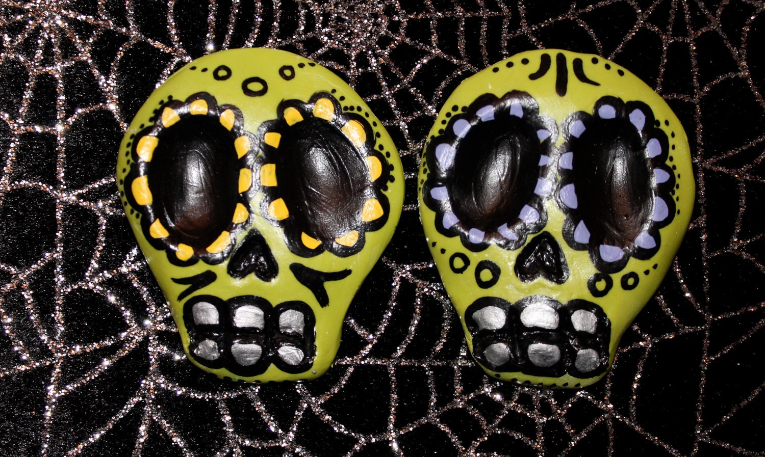 Wasabi Sugar Skull Hair Pin