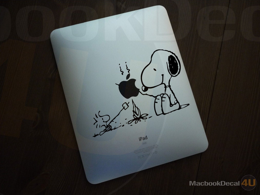 Snoopy Bonfire Party Ipad Decal sticker Ipad / Ipad2 / Ipad3