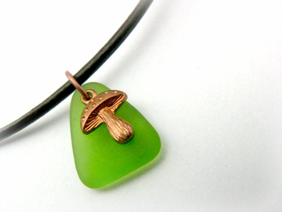 Alice in Wonderland Mushroom Necklace - Rare Recycled Glass -  Bright Green Apple - OOAK - Magic - Gift for Her - lefrenchgem