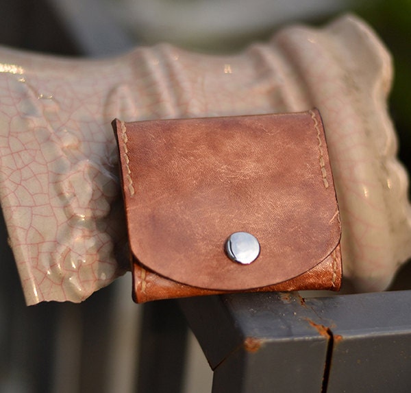 Leather coin case,coin purse,coin pouch,brown,unique color by hand wipe dye,unique Christmas gift