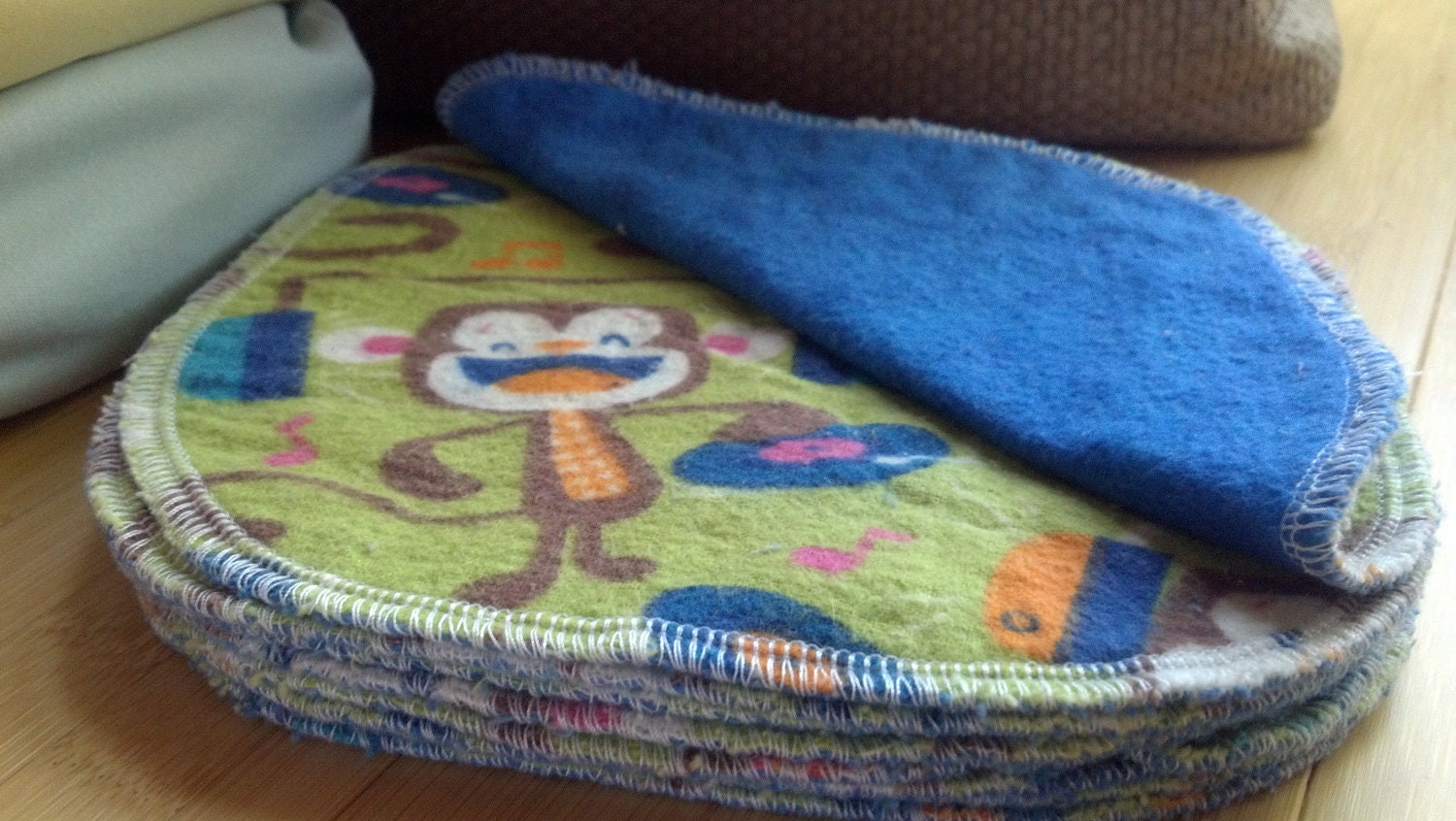 10 Flannel Cloth Diaper Wipes - Jammin' Monkeys