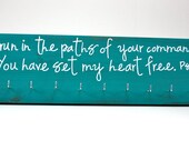 Psalm 119:32 Medal Holder - Large
