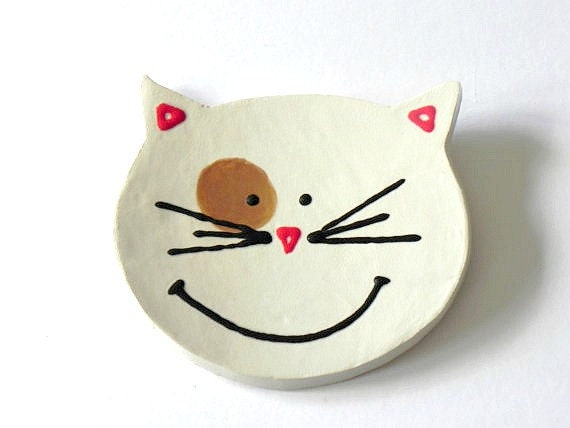 White Friendly Cat Dish Smiley Face Ceramic Plate, Spoon Rest, Kitchen Decoration