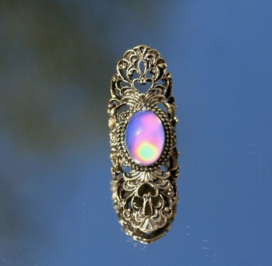 Vintage Fleur-Di-Lis Mood Ring Color Changing Mood Stone Rainbow Colors Quality Ring Vintage Mood Stone