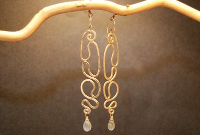 Nouveau 29 Long hammered curvilinear shapes with labradorite