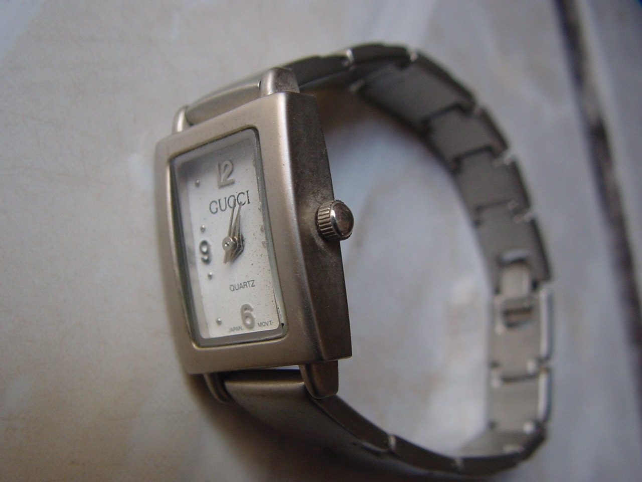 Authentic 90s Gucci Watch