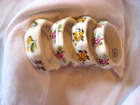 Sanford bone china napkin rings, Made in England, Cottage chic, white with yellow, pink, blue, green flowers, set of four