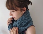 Crochet Infinity Cowl, Crochet Infinity Scarf, Chunky Crochet Cowl in Dusty Blue / The Wildwood Cowl