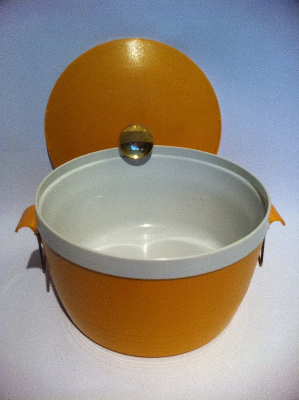 Vintage Sunfrost Therm o ware yellow casserole storage container with lid.