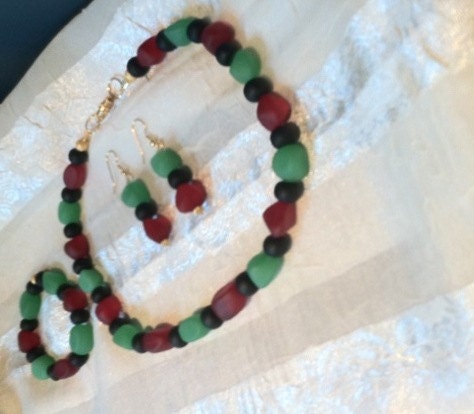 Yummy Holiday Gumdrops Sea Glass Necklace Bracelet & FREE Earrings Set