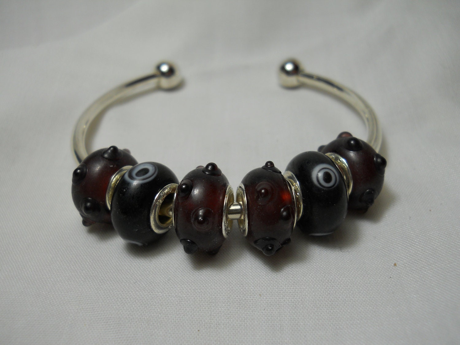 Edgy Lampwork European style beaded bracelet