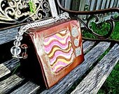 TV Noise Handbag