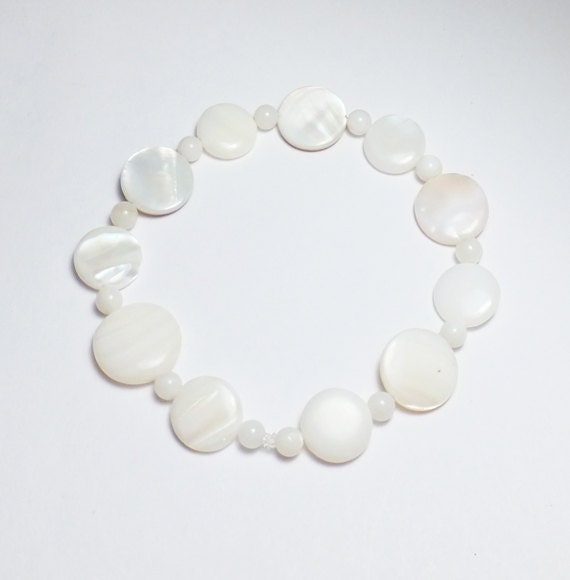 Mother of Pearl Puffed Round Beadwork Stretch Bracelet
