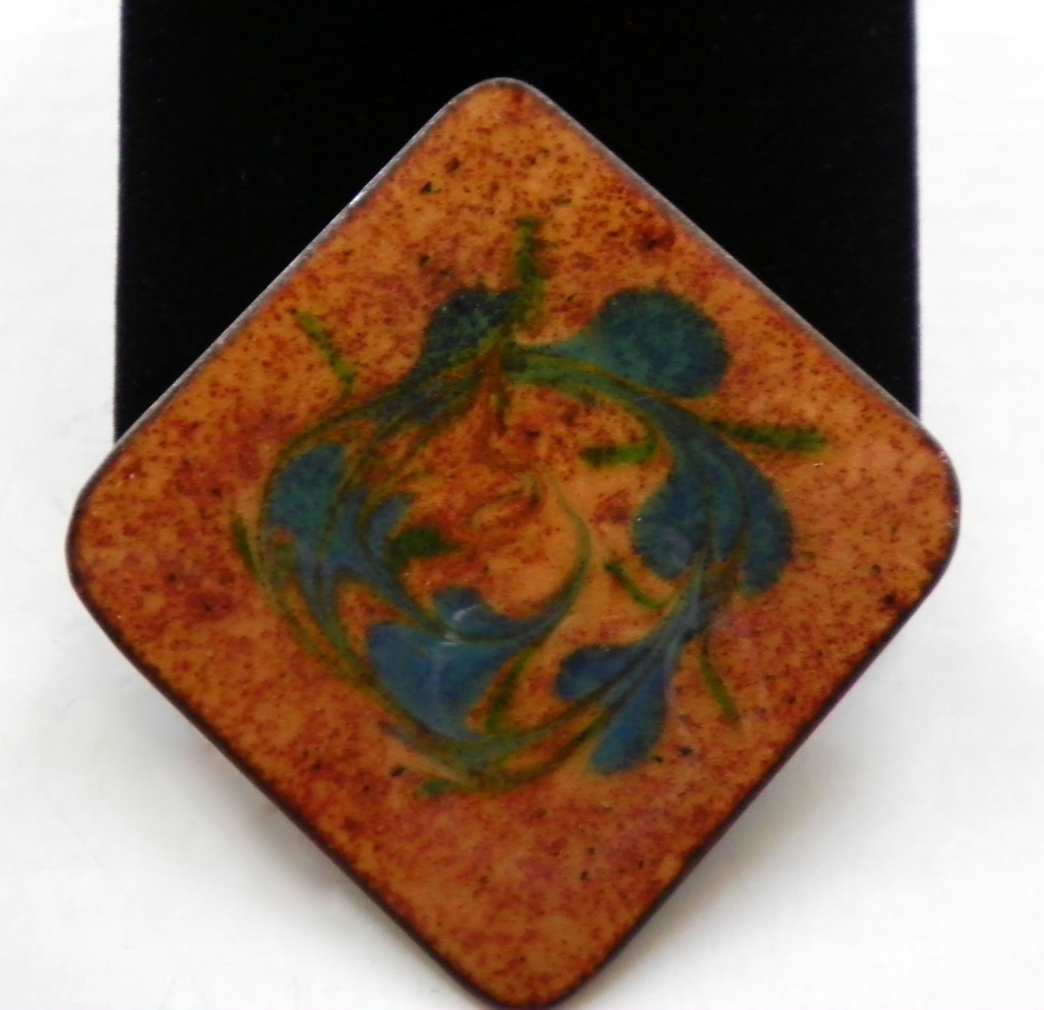 Enamel on Copper Vintage Brooch Pin with Floral Garland Motif