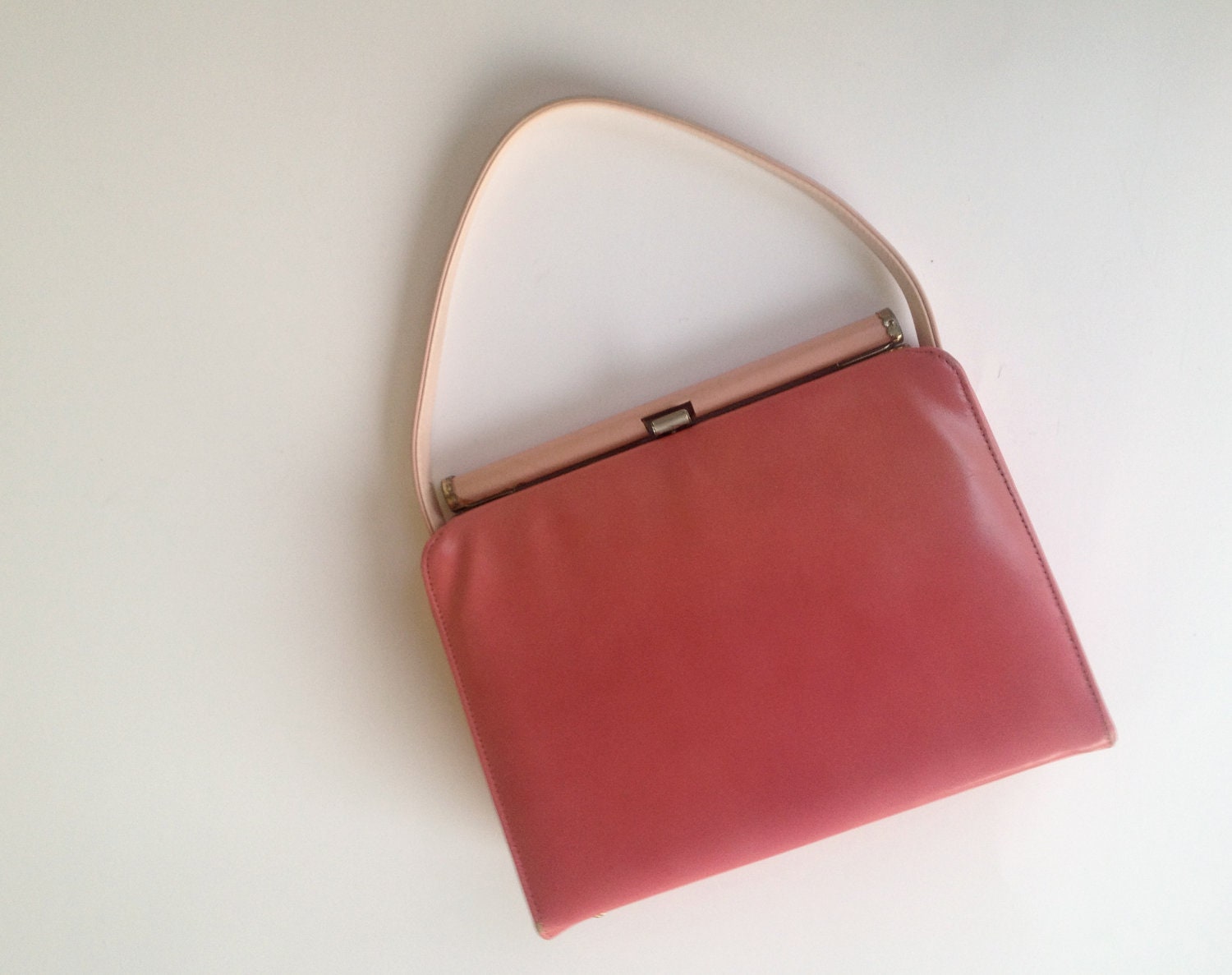 1960's Mar-Shel pink two tone handbag