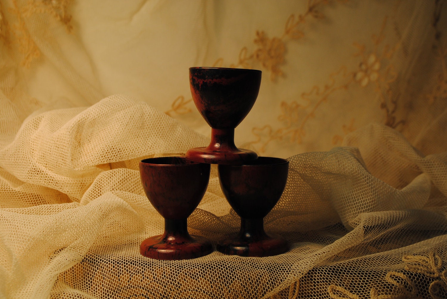 TRIO Art Deco  antique bakelite egg cups marked SUNNY SMILE and British Made made in england perfect for breakfast a soft boiled egg
